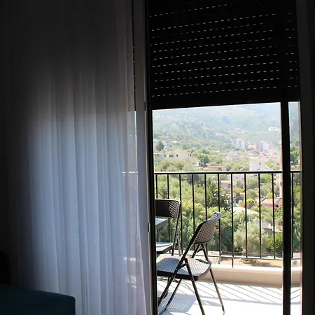 Maris Apartman *